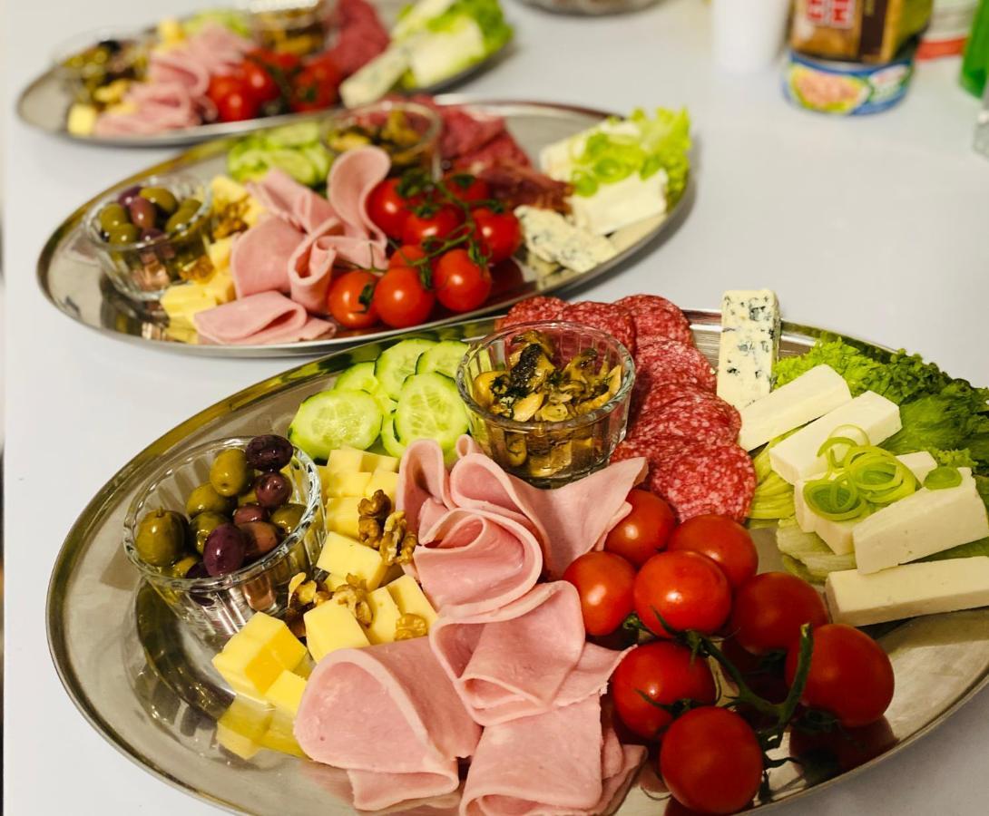Din Poienita