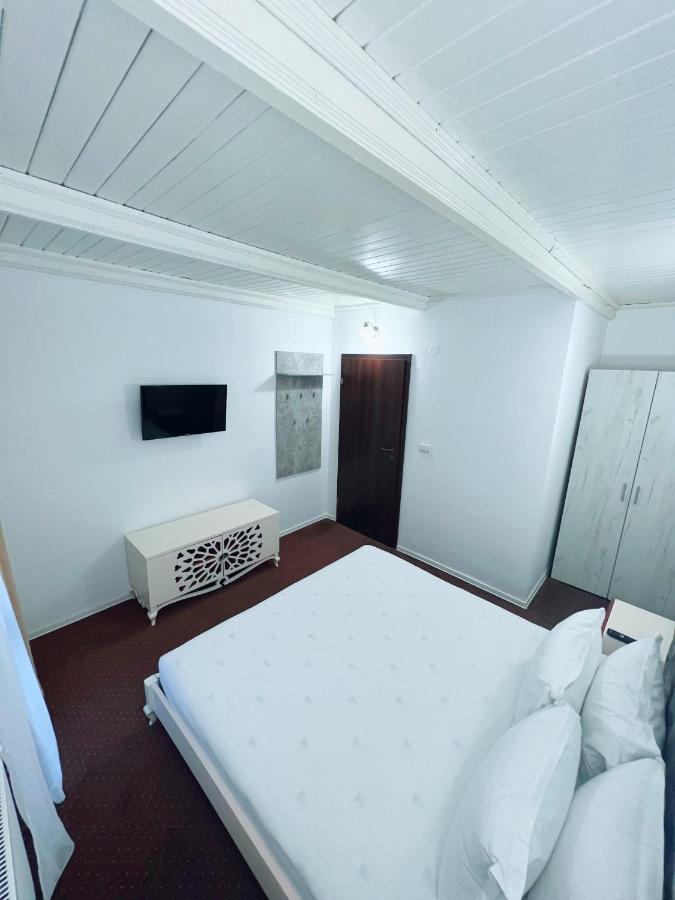 Din Poienita Poiana Brasov