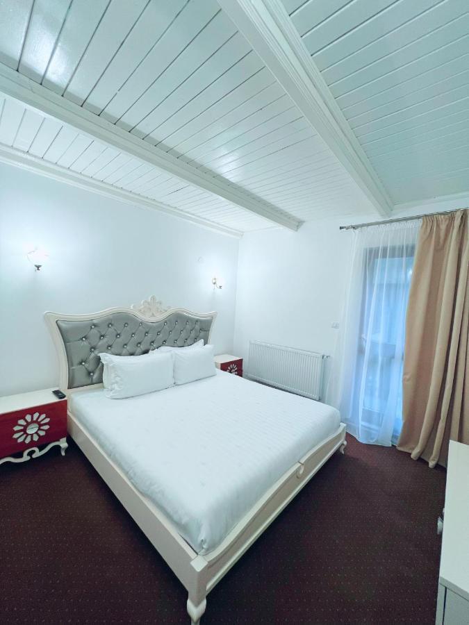 Din Poienita Poiana Brasov